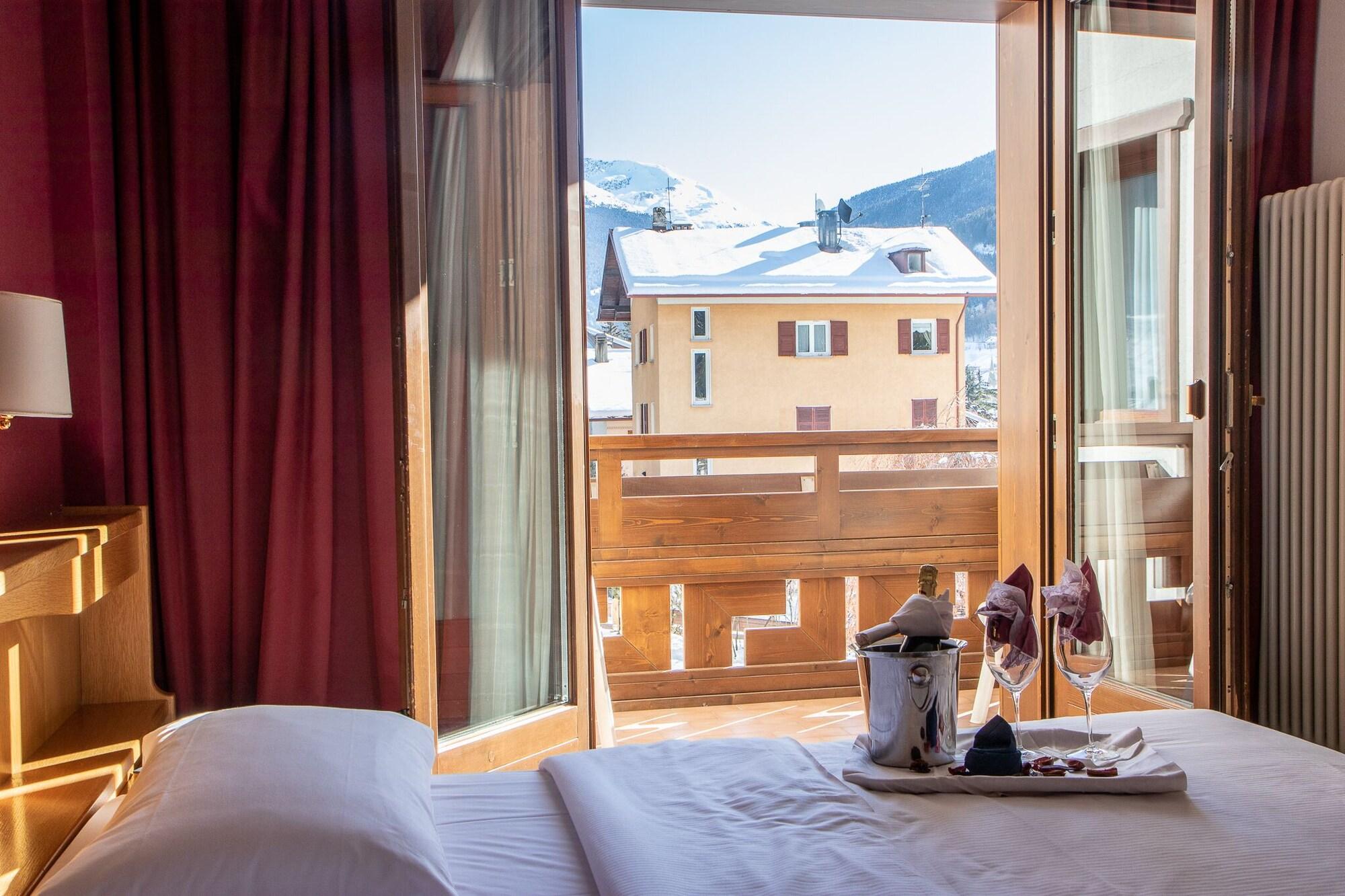 Hotel Santanton Bormio Extérieur photo