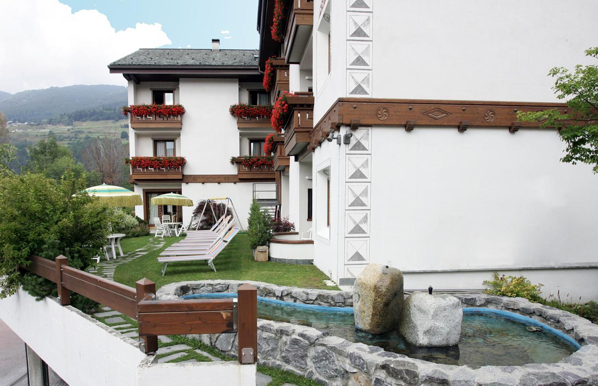 Hotel Santanton Bormio Extérieur photo