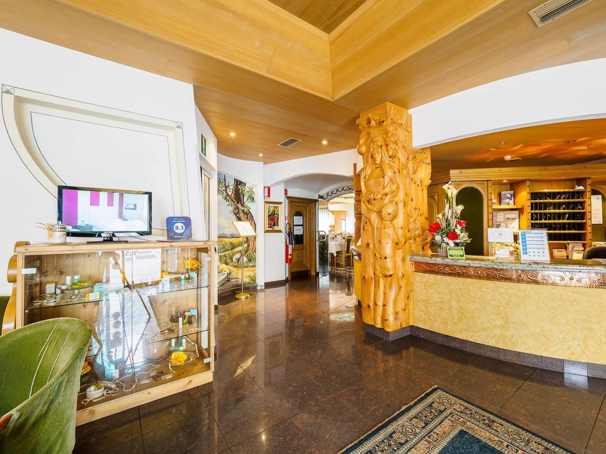 Hotel Santanton Bormio Extérieur photo
