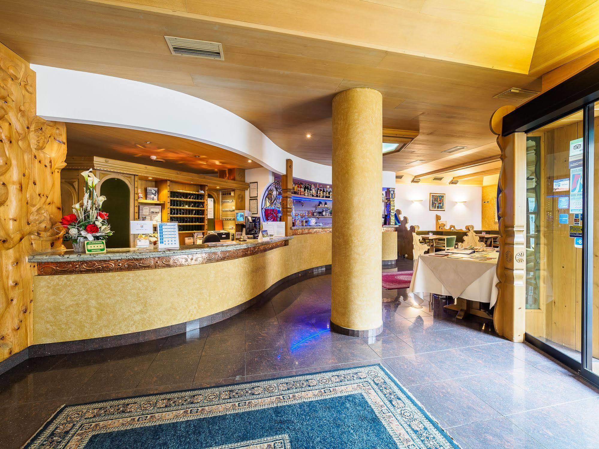 Hotel Santanton Bormio Extérieur photo