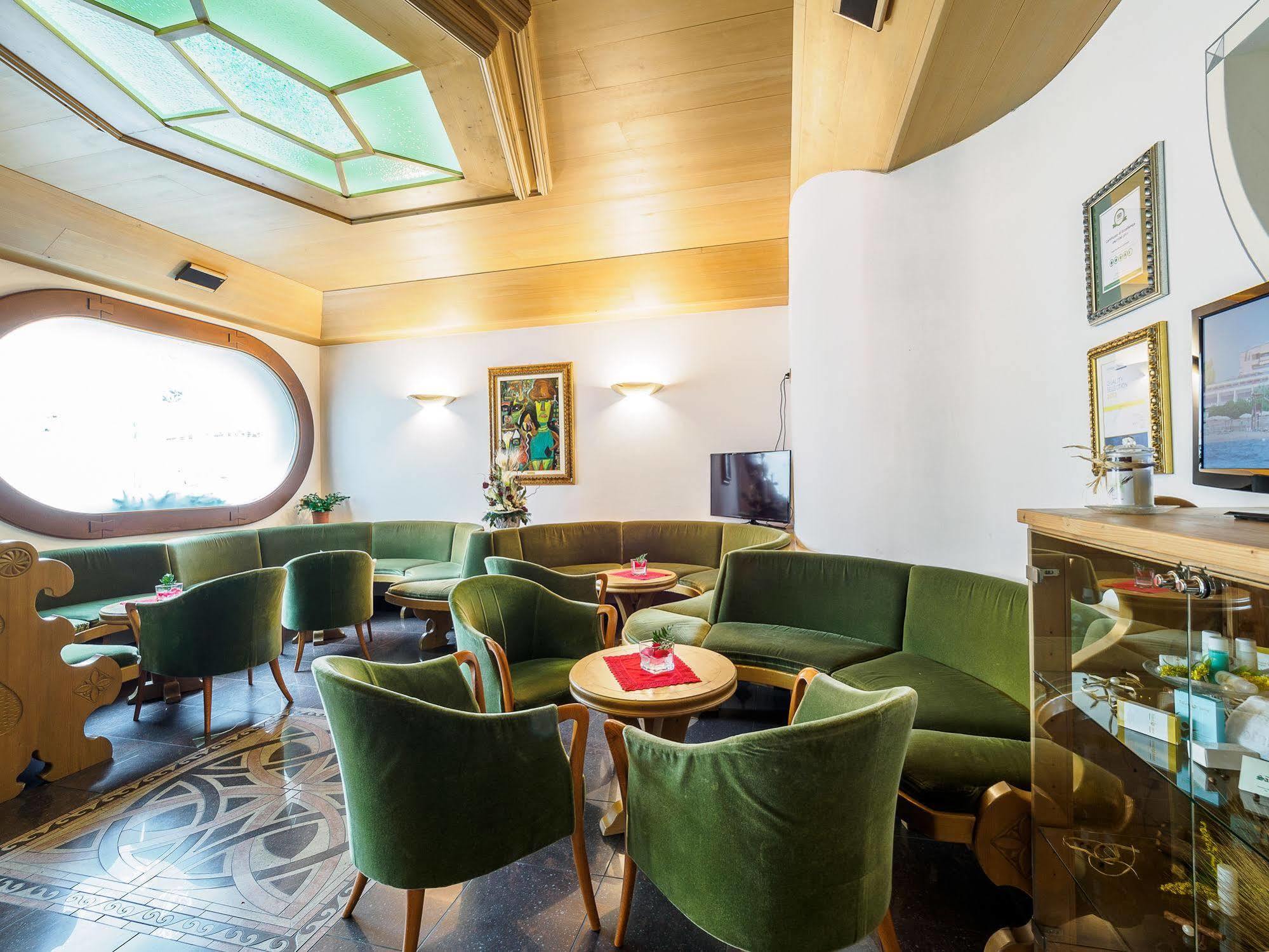 Hotel Santanton Bormio Extérieur photo